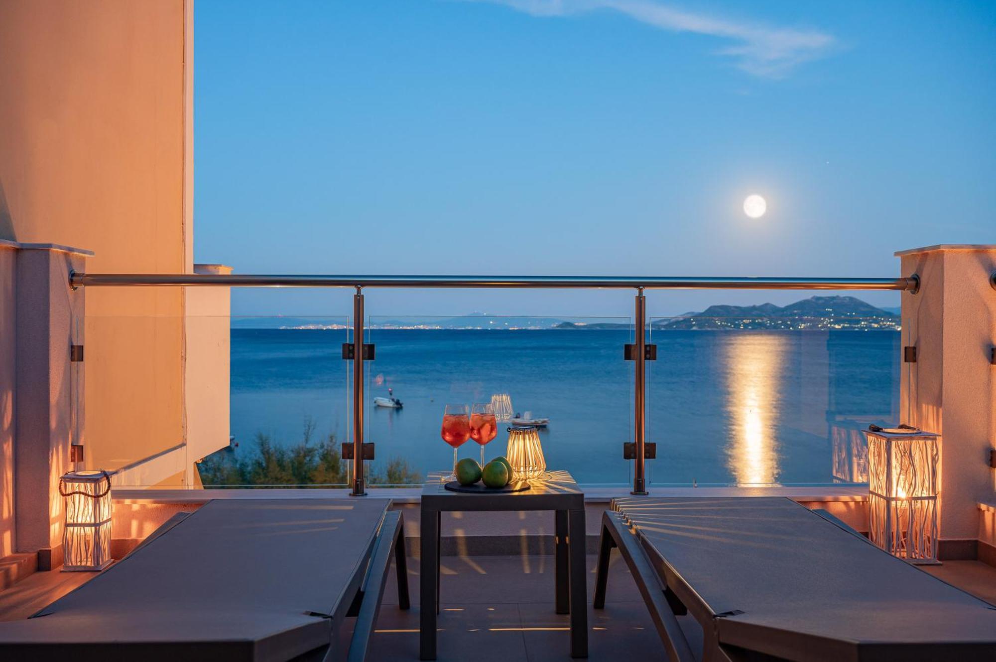 8Moons Boutique Apartments Kokkari Exterior photo